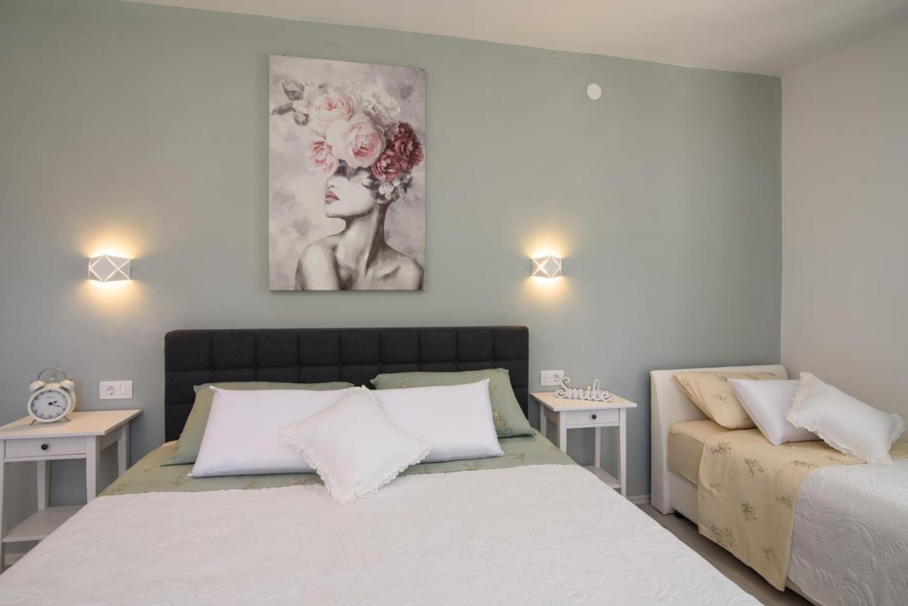 Luxury Apartment Hajdi Трогир Экстерьер фото